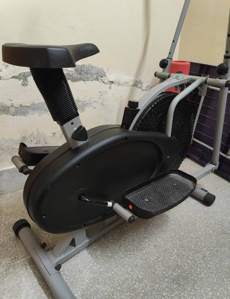 Exercise Cycle / Gym Cycle 1