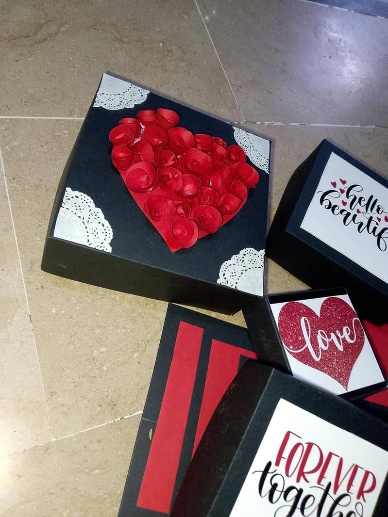 explosion chocolate box gift 4
