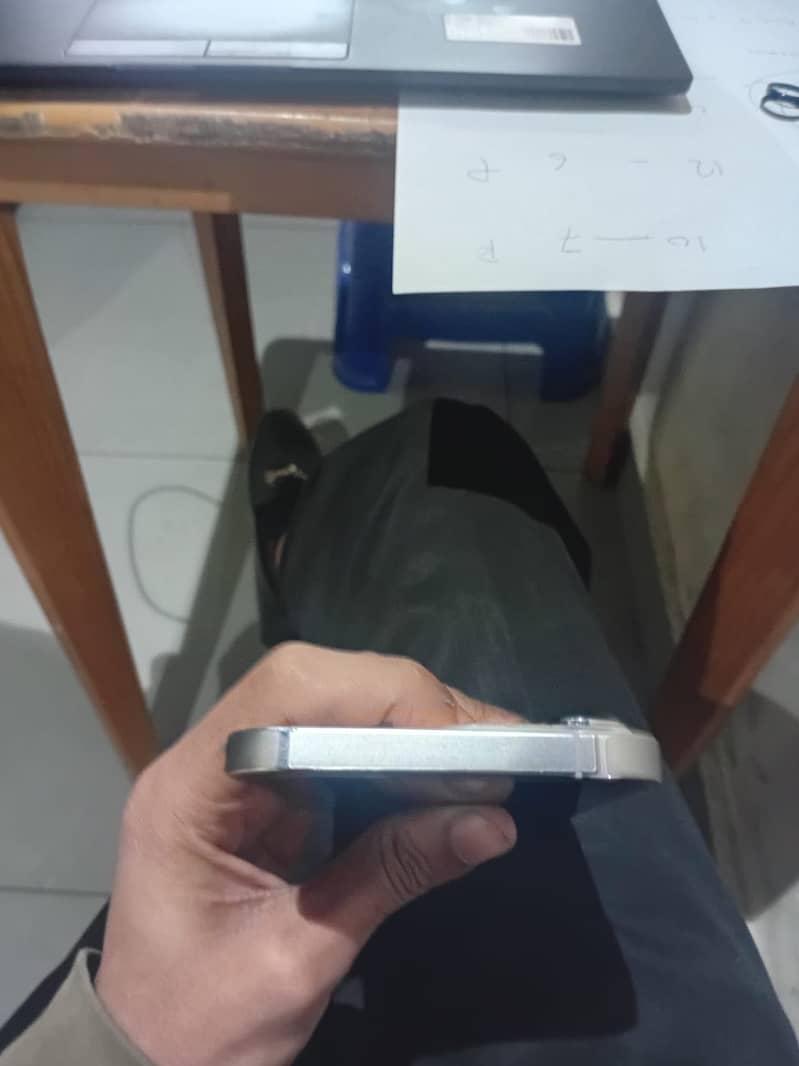 Apple iPhone 13 Pro Max 5