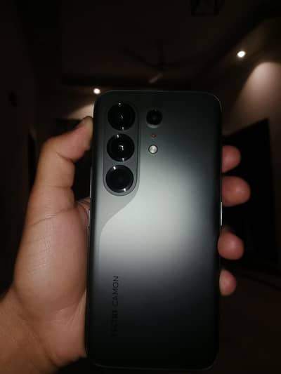 Tecno Camon 50 pro black color