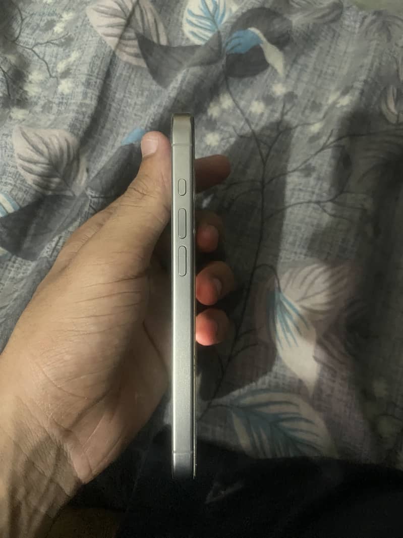 Iphone 15 pro bypass 1
