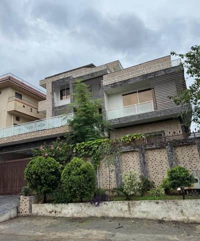 1 kanal upper portion available for rent at F-15 JKCHS ISLAMABAD