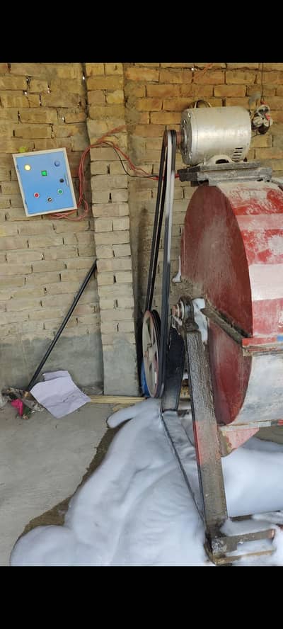 laundry machine 300 kapray wali only 3.5 lakh