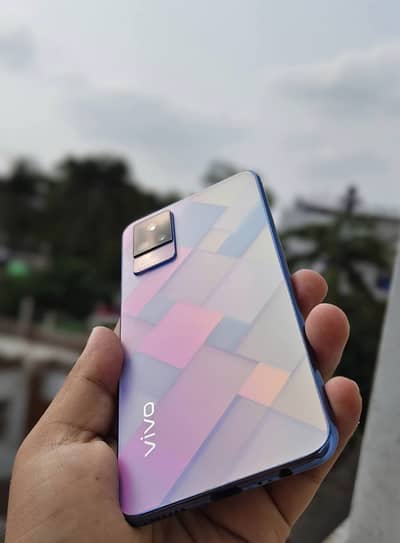 Vivo V21e