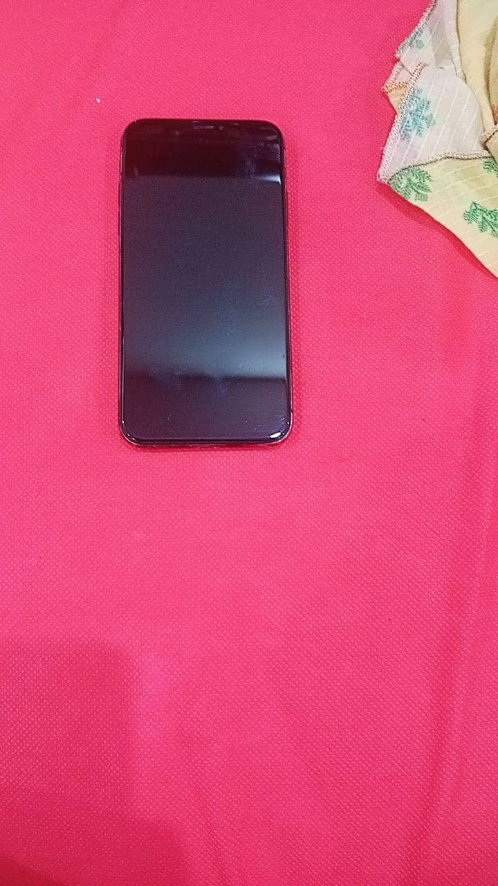 Apple iPhone X 3