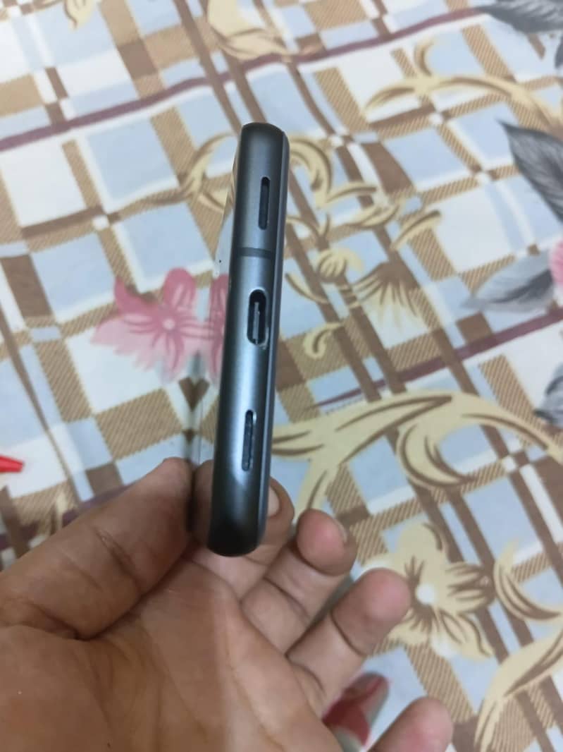 Google Pixel 7a 3