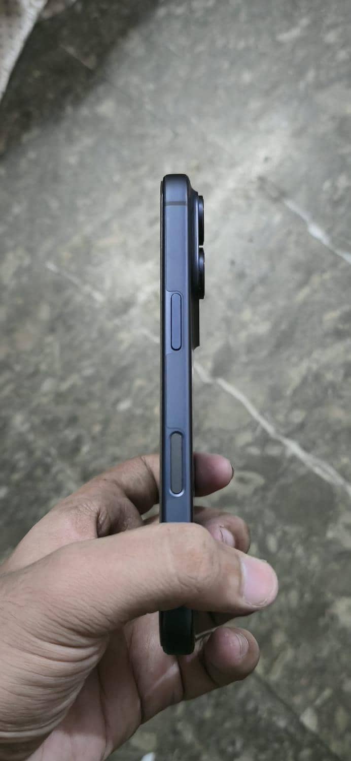 Apple iPhone 17 Pro 2