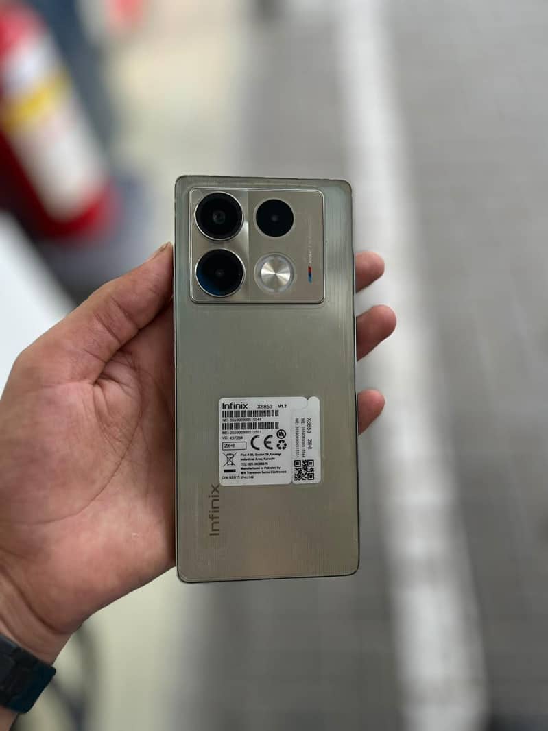 Infinix Note 40 0