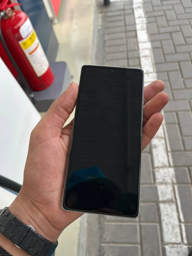 Infinix Note 40 5