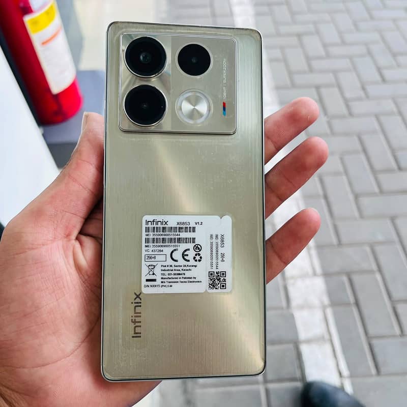 Infinix Note 40 7