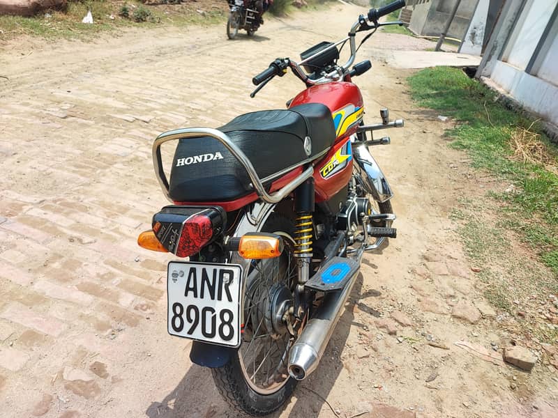 united 70cc 0