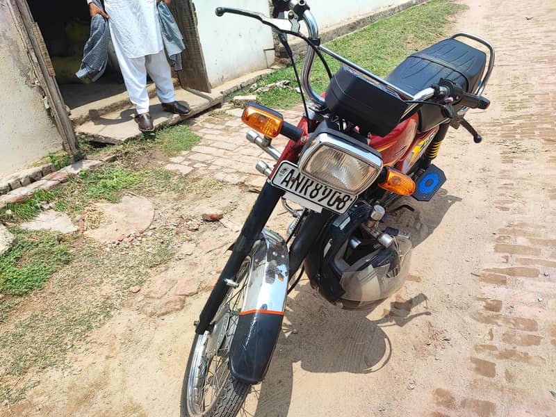 united 70cc 4