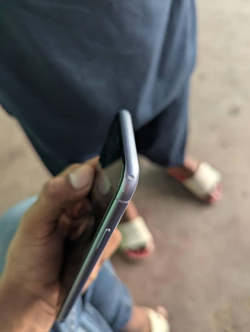 Apple iPhone 11 1