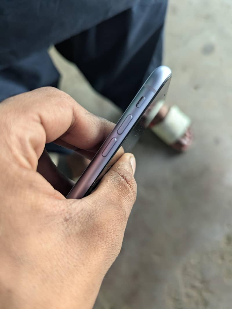 Apple iPhone 11 2