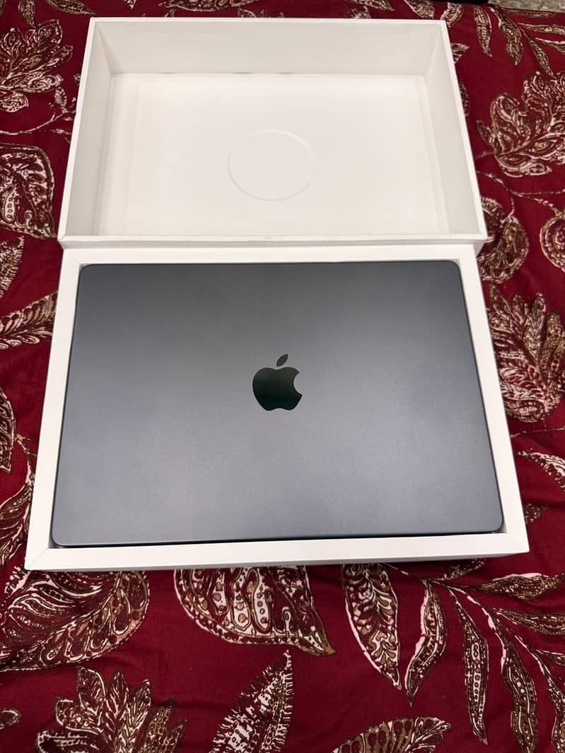 Macbook Pro M5 Pro 5