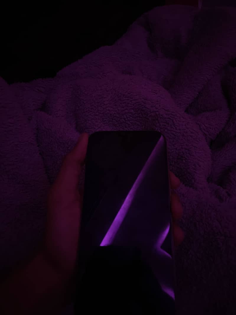 Apple iPhone 16 Pro Max 4