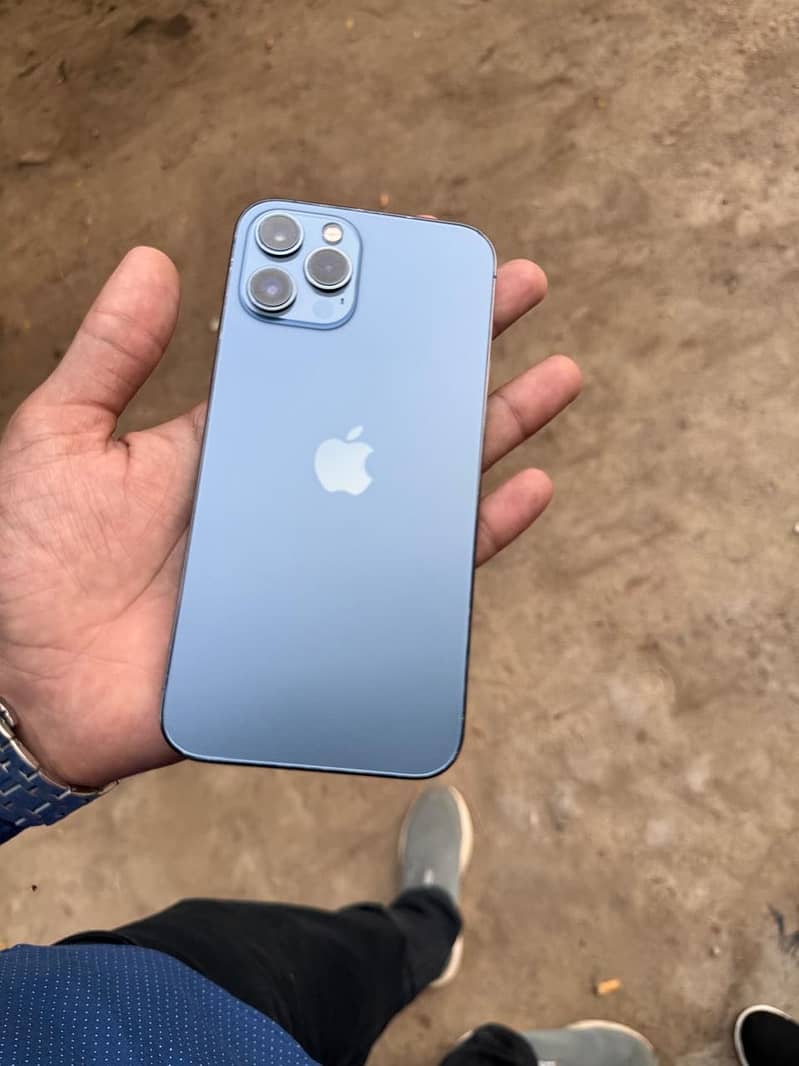 Apple iPhone 12 Pro Max 1