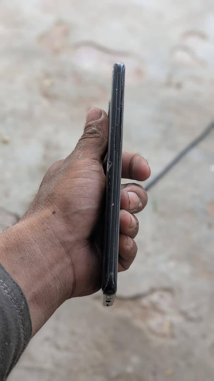 One Plus 9 Pro 4