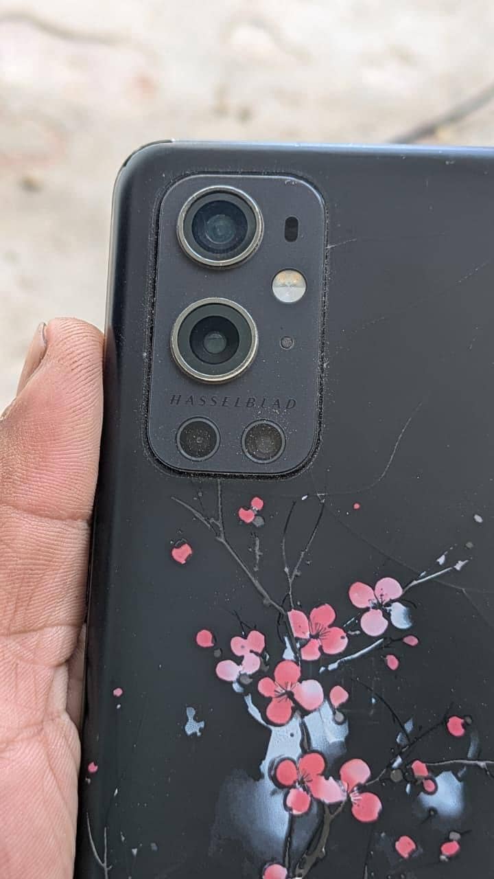 One Plus 9 Pro 6