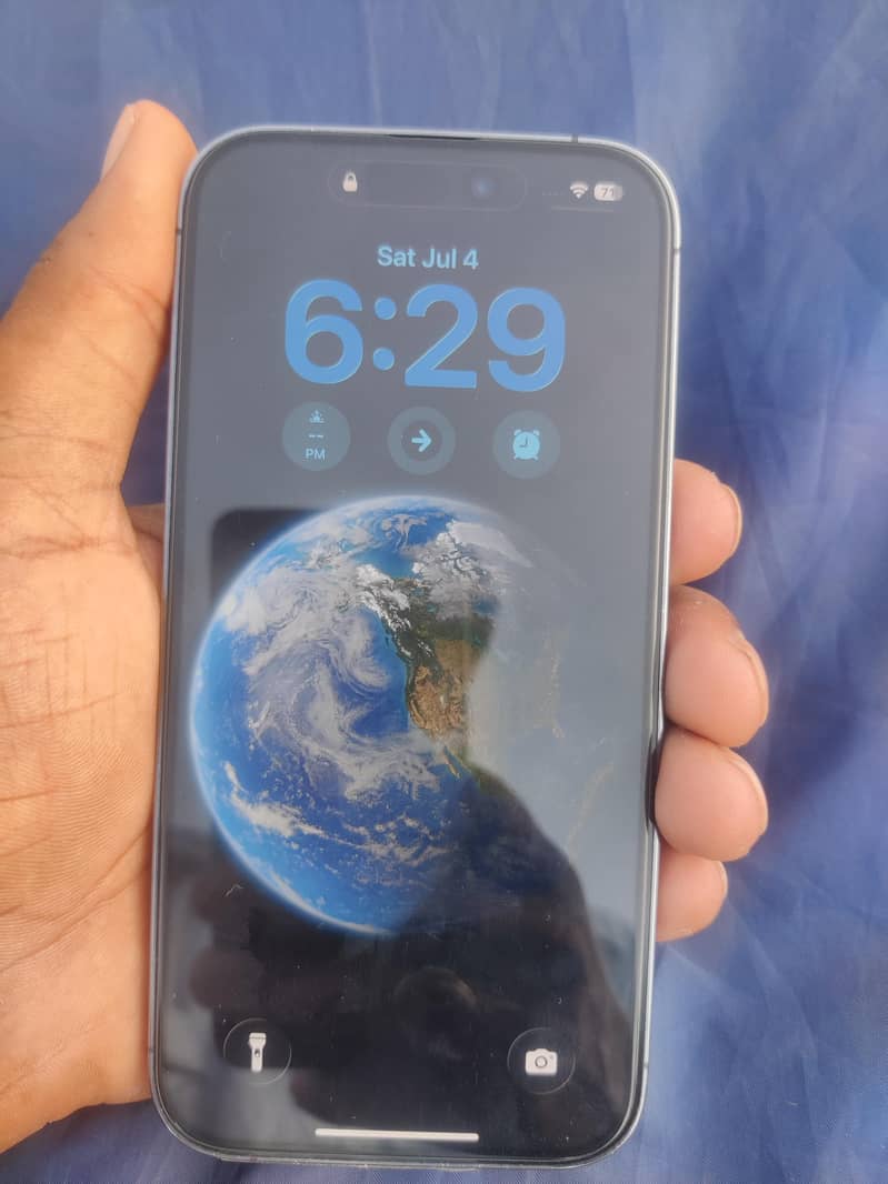Apple iPhone 14 Pro 1