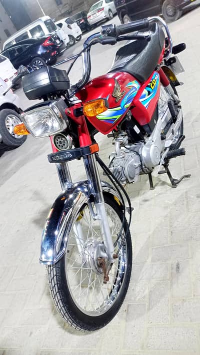 Honda CD70 2024  Karachi num 1st owner Genuine mint condition