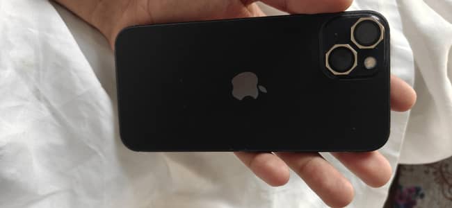 Apple iPhone 13 condition 8/10