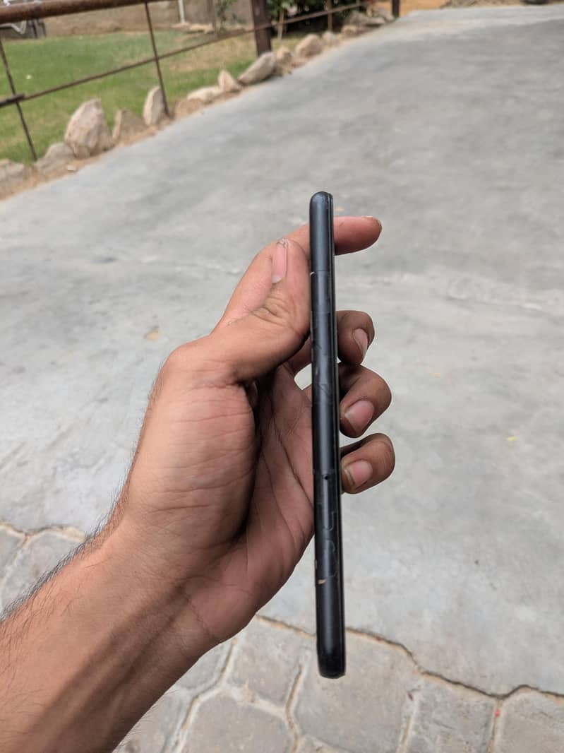 Google Pixel 4a 3