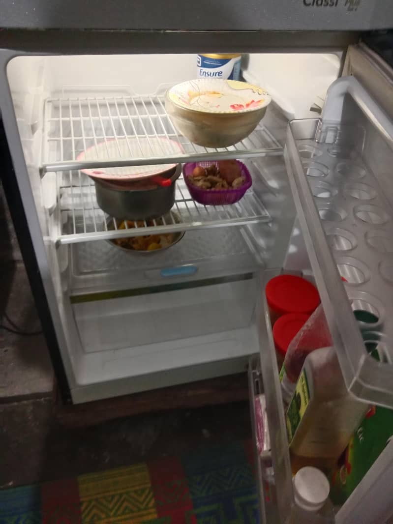 refrigerator 1