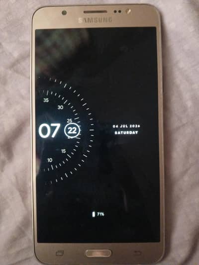 Samsung Mobile J7