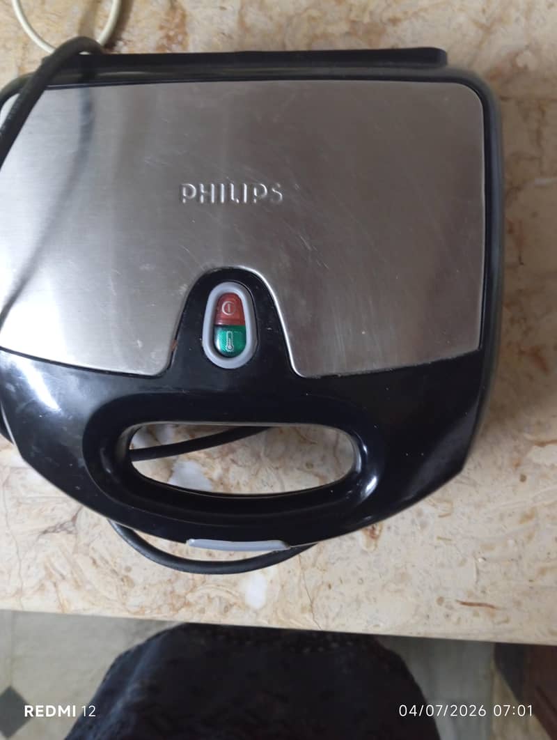 urgent sale sandwich maker 0