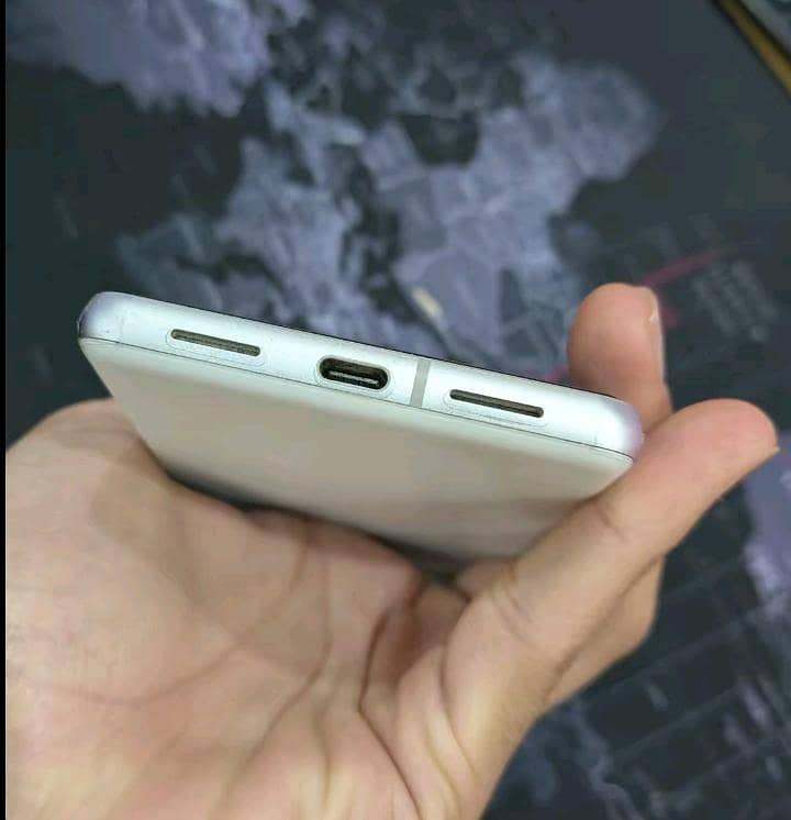 Google Pixel 7 5