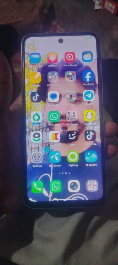Infinix hot 10 pales