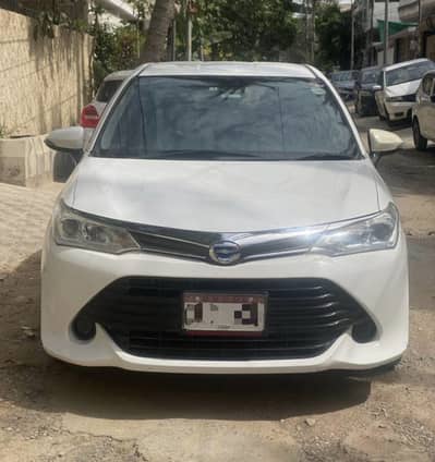 Toyota Corolla Axio Hybrid 17/21