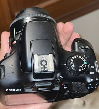 Canon DSLR EOS 1300D