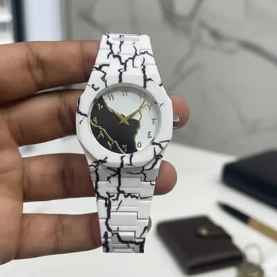 Tiger Aura Watch – Stylish Premium Wrist Watch in Excellent Condition