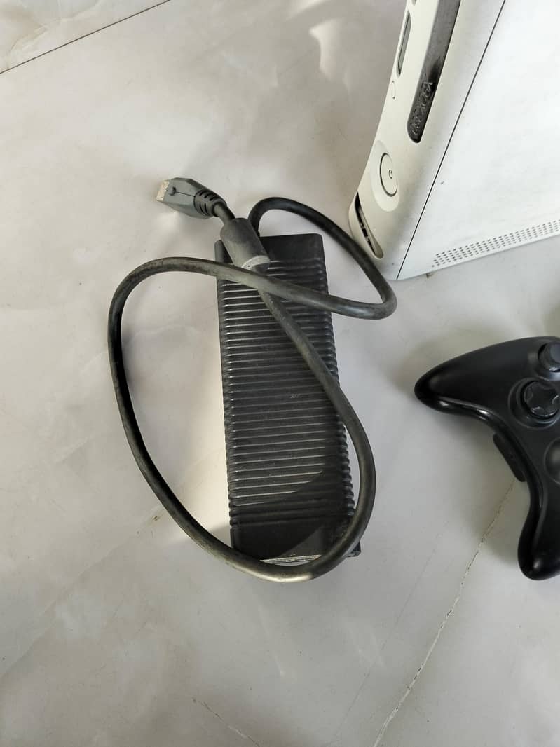 x box 360 with controller 6