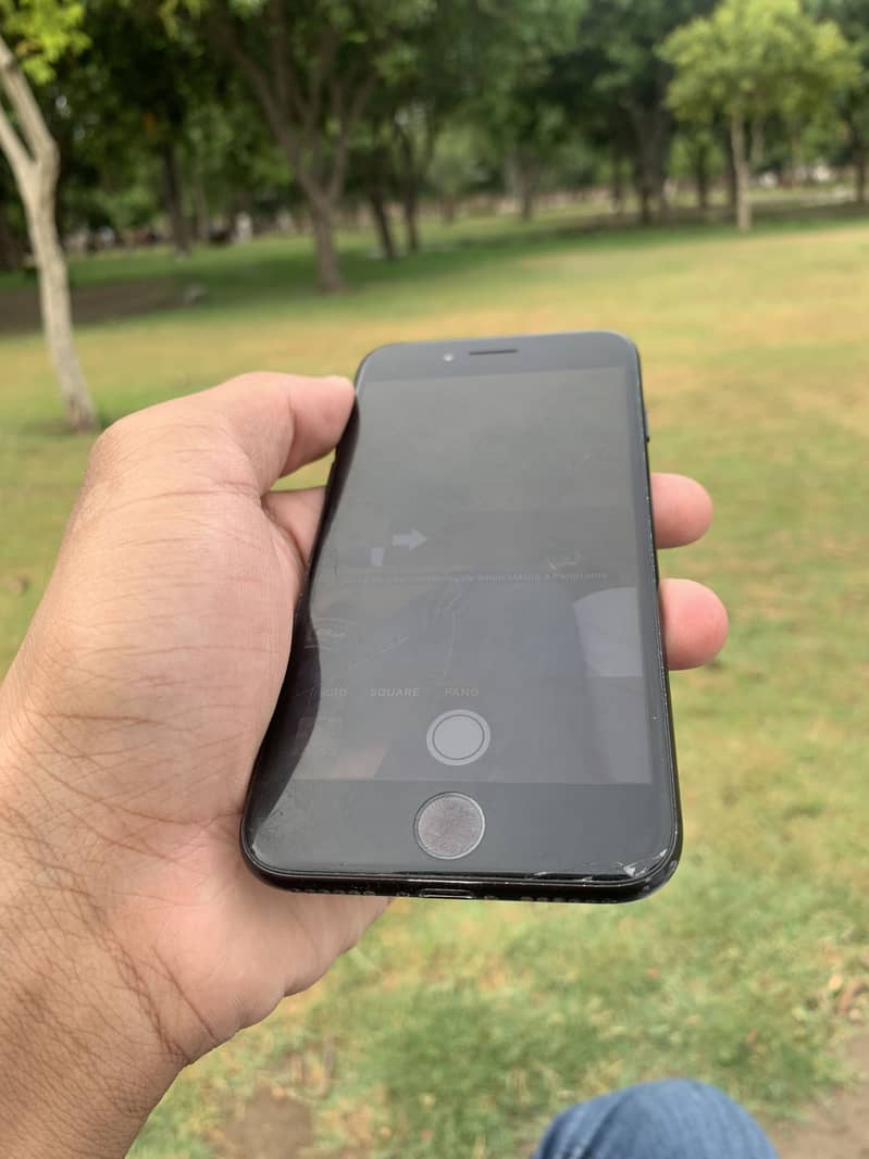 Apple iPhone 7 6