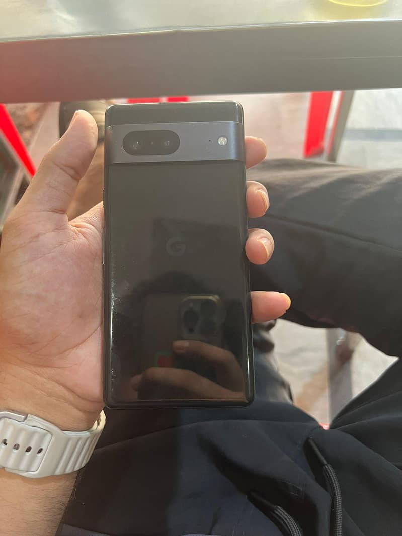 Google Pixel 7 3
