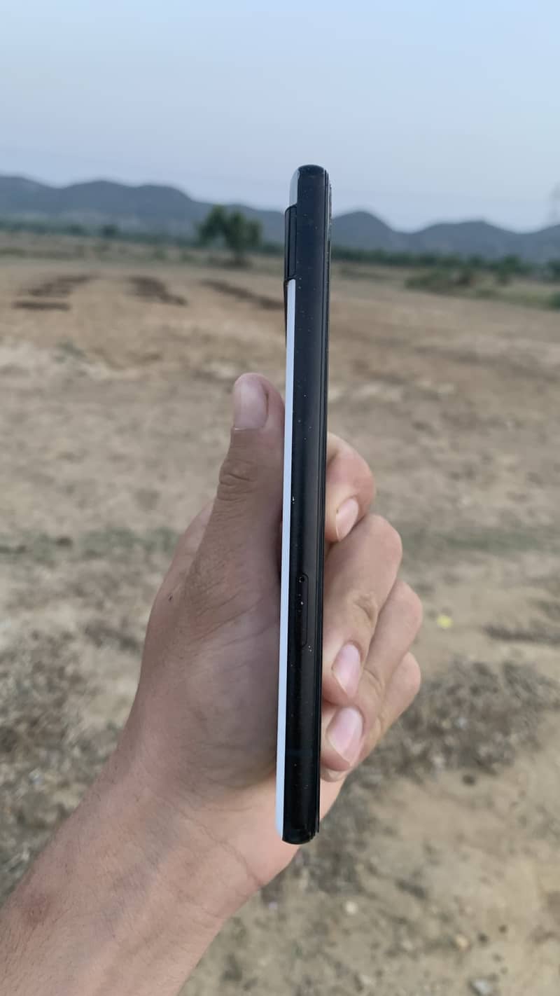 Google Pixel 6a 4