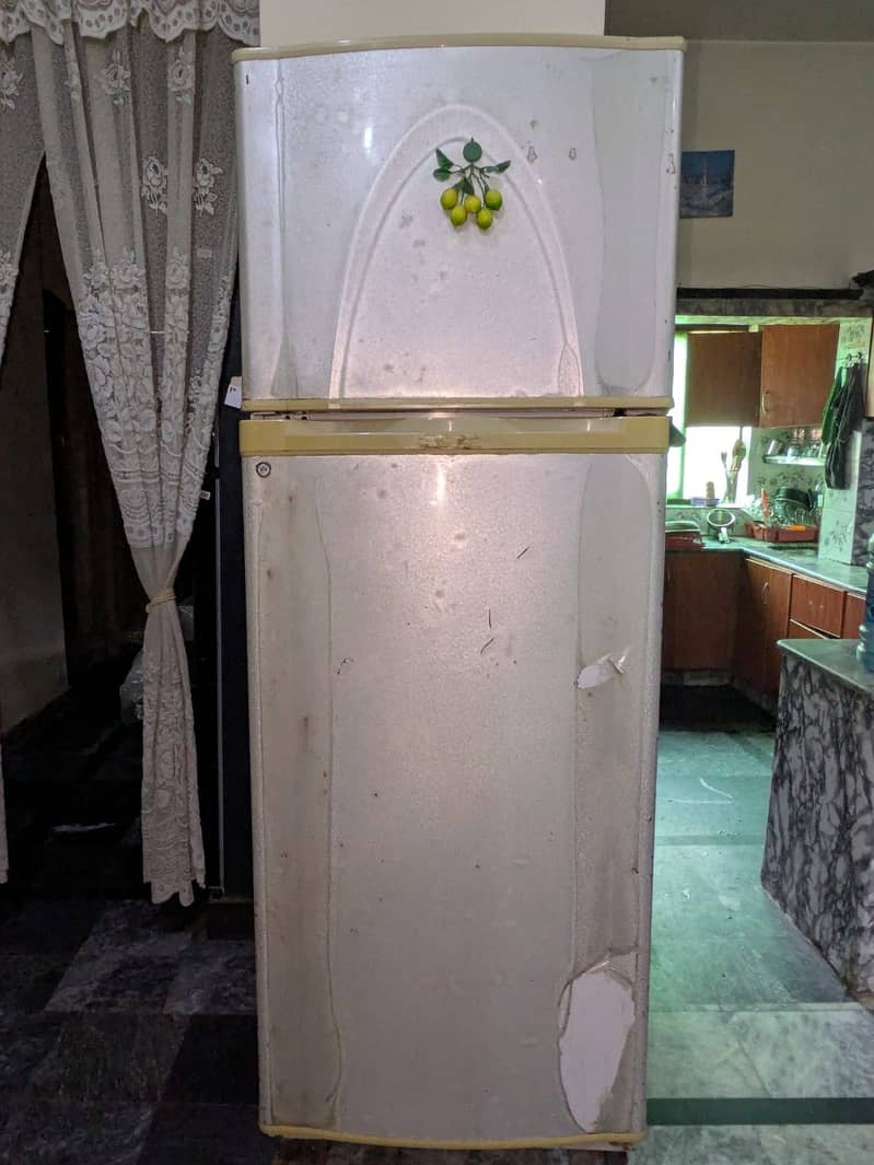 Dawlance Refrigerator including stabilizer 0