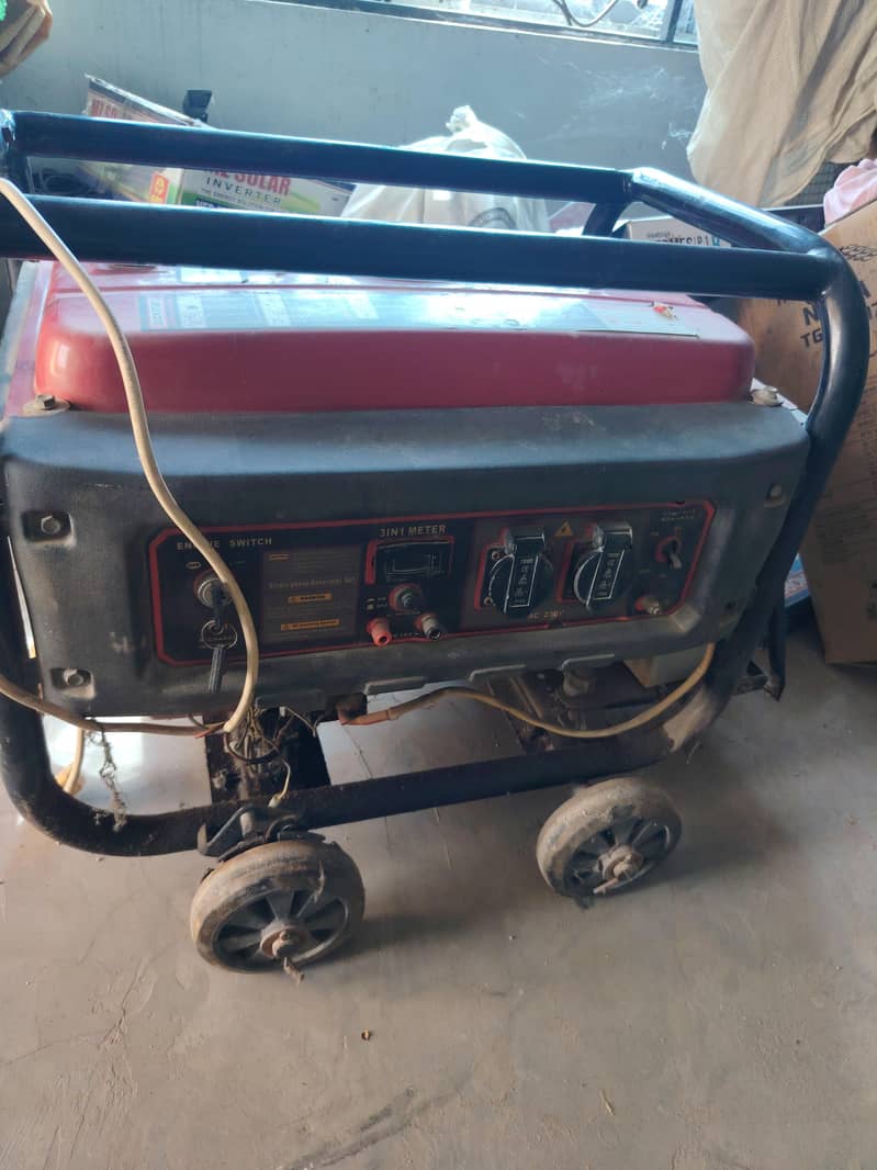 First class generator 2000 watt 0