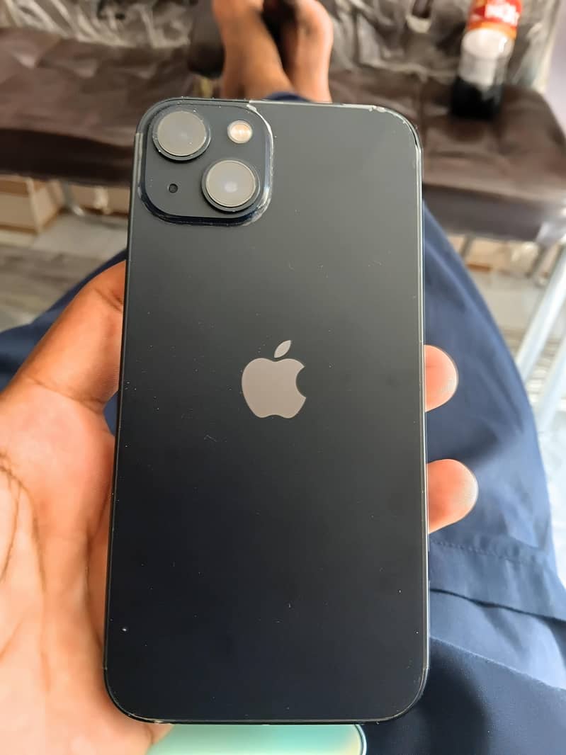 Apple iPhone 13 1
