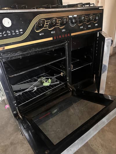 microwave oven