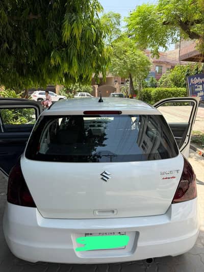 Suzuki Swift 2013 Total genuine