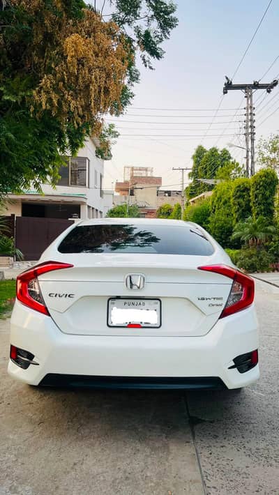 Honda Civic Oriel 1.8 I-VTECH CVT CIVIC X