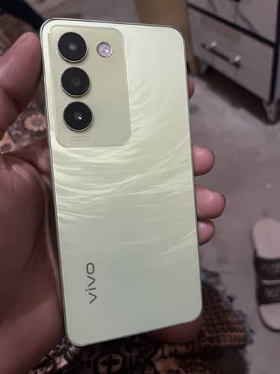 Vivo Y100
