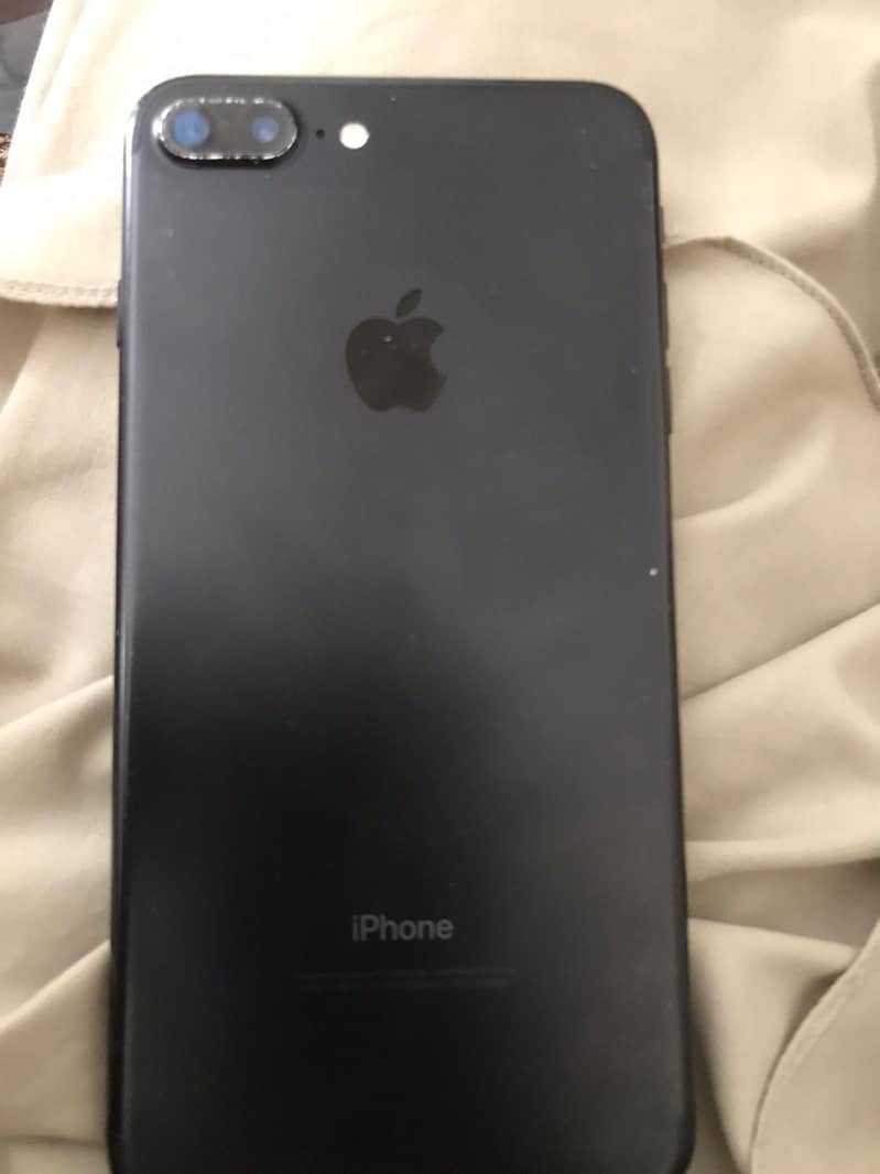 Apple iPhone 7 Plus 0