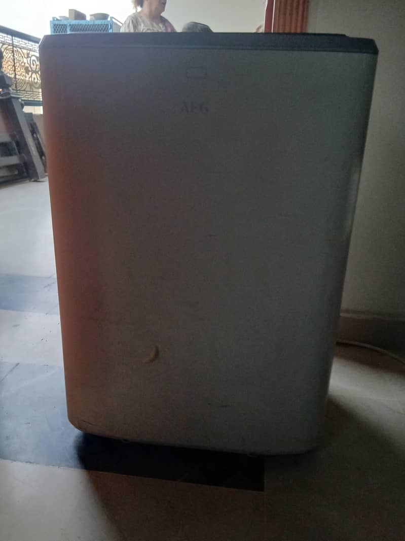 AGE AC 3