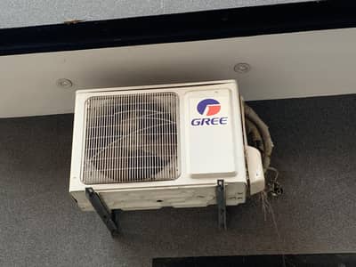 Gree AC 1.5ton urgent sale