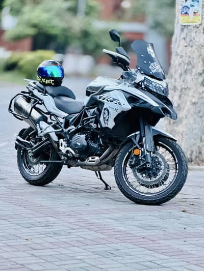 Benelli TRK 502X
